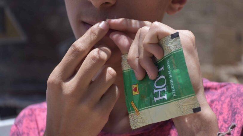 «الحوت» طريق الإدمان وسبب السرطان