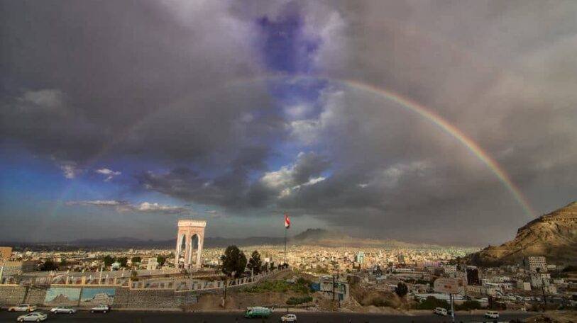 الأمطار.. مصدر إلهام فناني اليمن كهولاً وشباباً