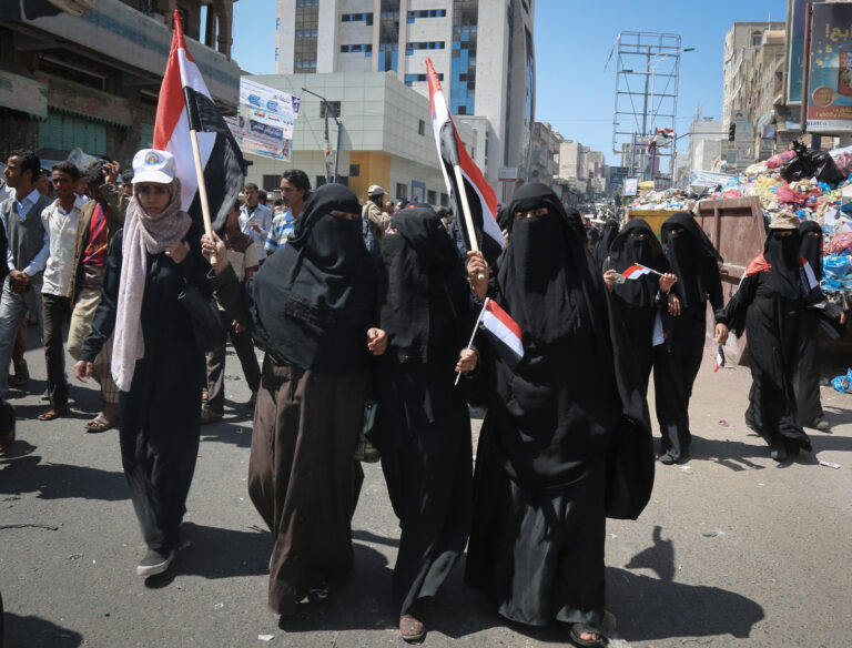 المدنية النساء اليمن القبيلة الدولة