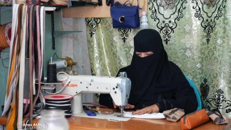 إشراق المقطري.. ملهمة في زمن الحرب!